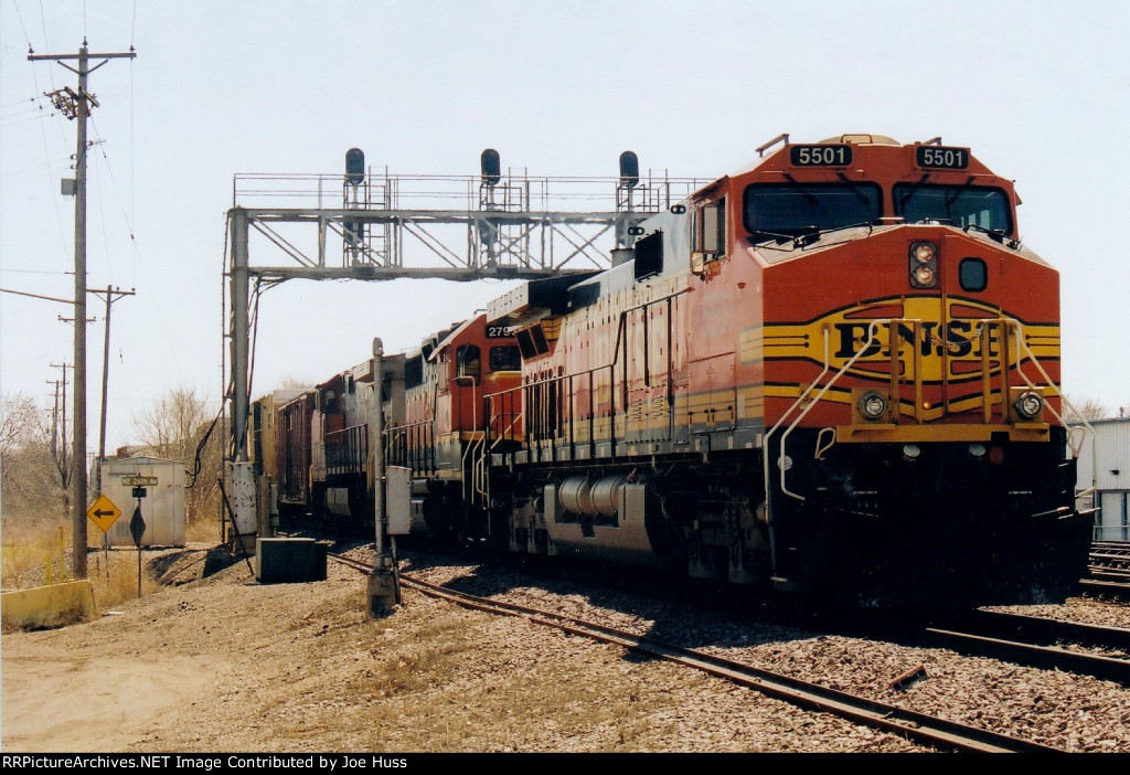 BNSF 5501 West